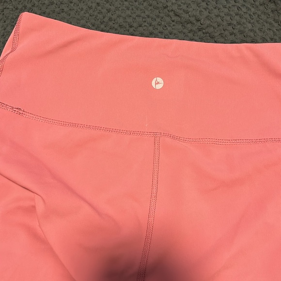 90 Degree Leggings - Picture 3 of 4